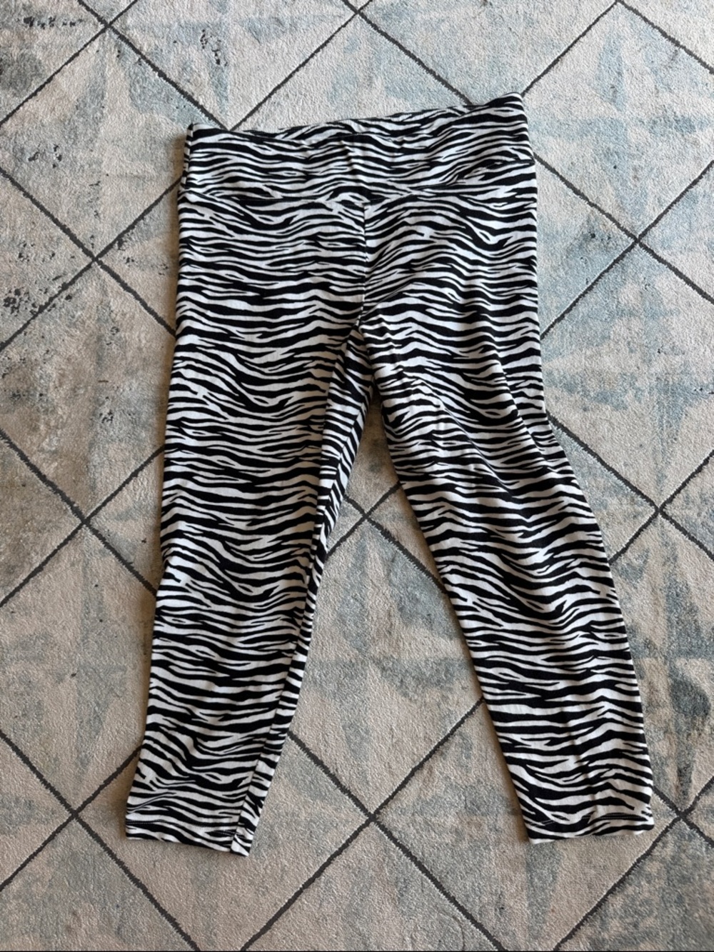Women’s  Black & White Zebra Print Leggings